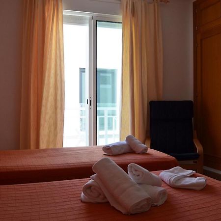 Hotel Hostal Dona Antonia à Punta Umbría Extérieur photo